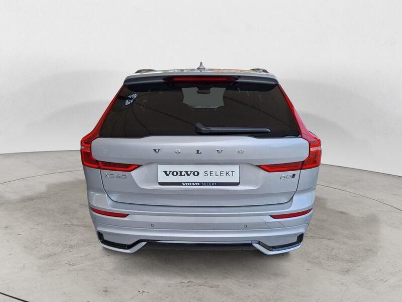 Volvo XC60 B5 250+14 CV AWD Automatica Mild Hybrid Plus Dark