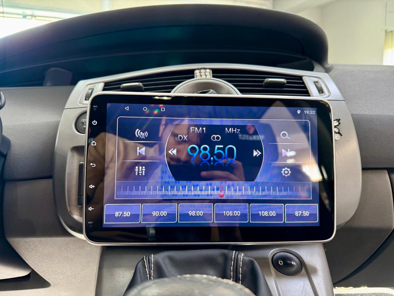 Renault Scenic 1.9 dCi 130CV EDC Dynamique