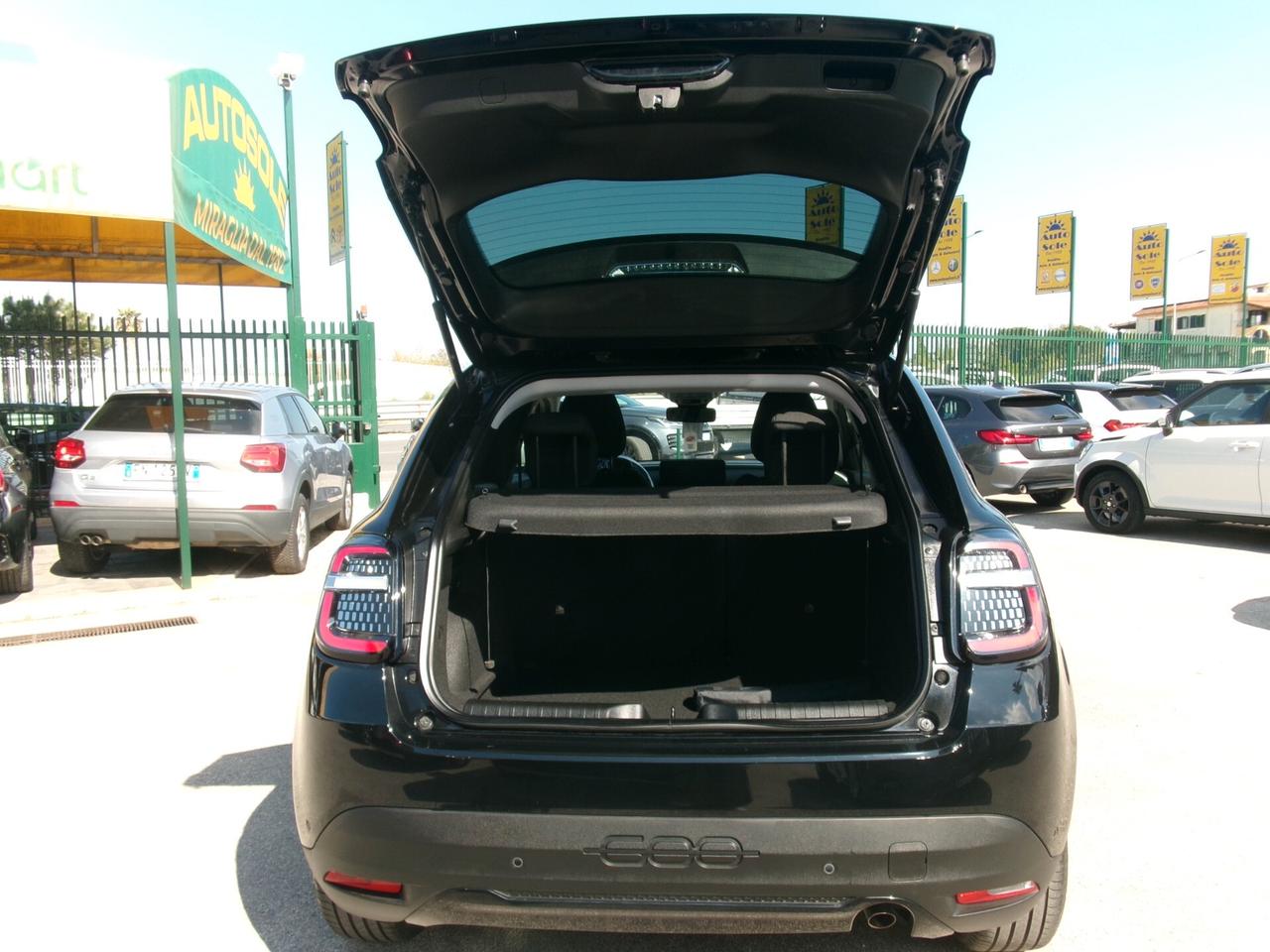 Fiat 600 1.2 HYBRID 110CV LA PRIMA 26000 KM AUTOMATICA