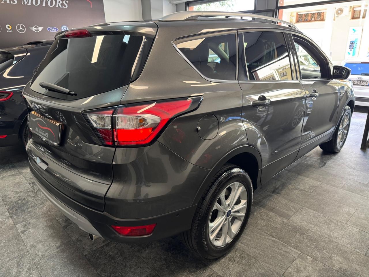 Ford Kuga 1.5 TDCI 120 CV Titanium Finanziabile