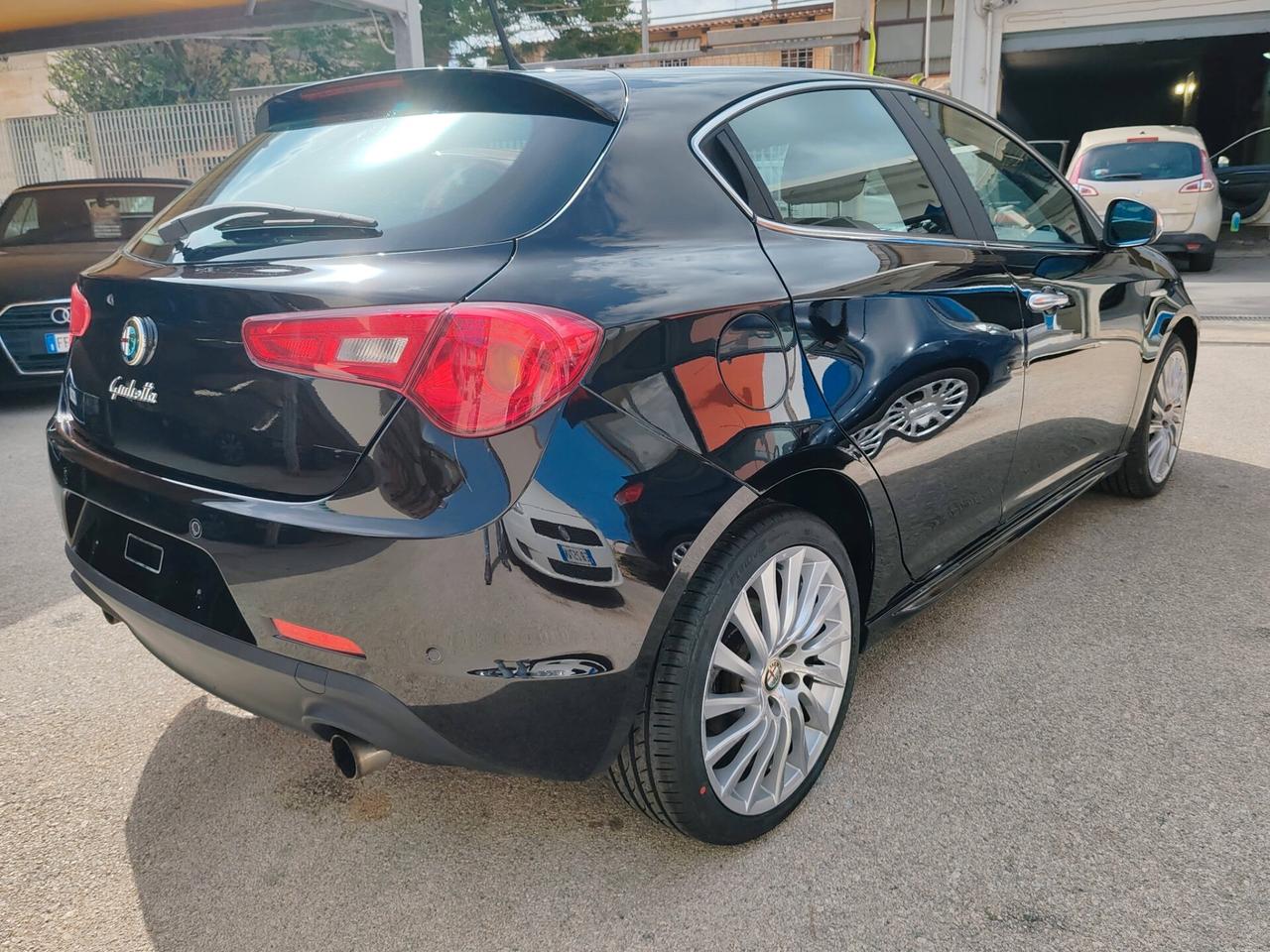 Alfa Romeo Giulietta 2.0 JTDm-2 170 CV Distinctive