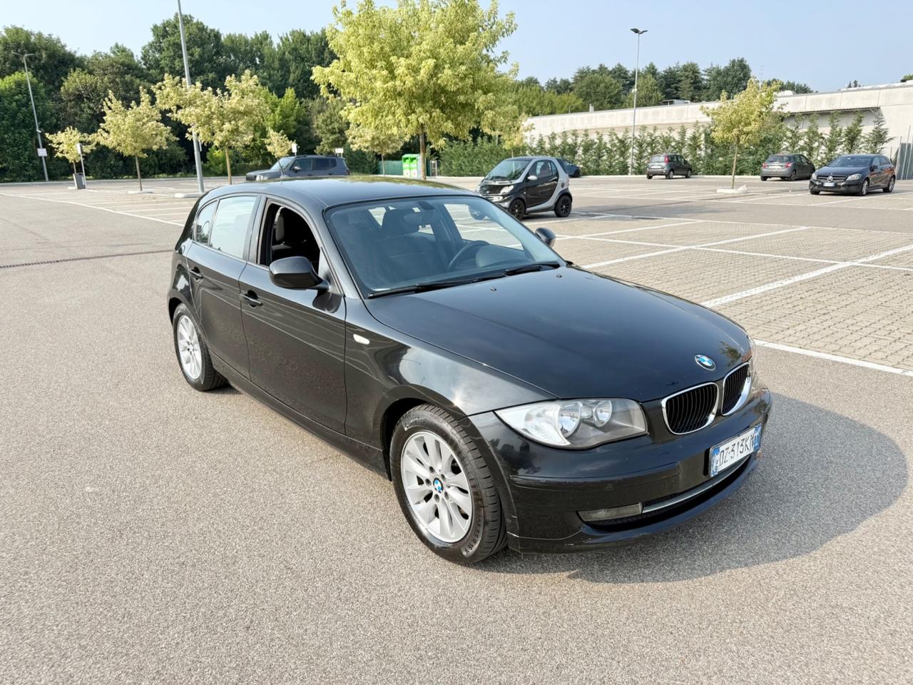 Bmw 118d 143Cv 5P*S&S*Cerchi*Aux*E5