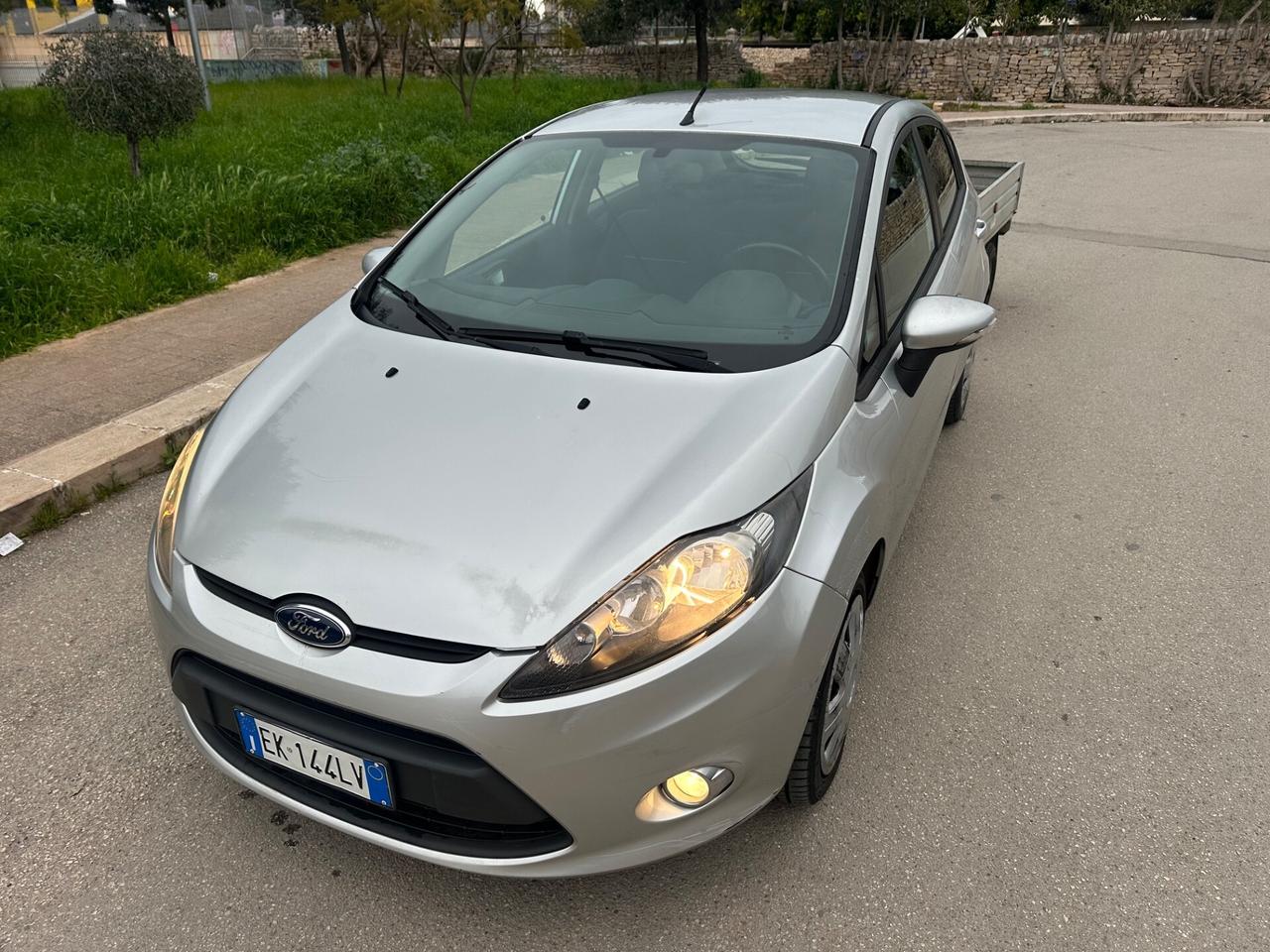 Ford FIESTA 1.4 DIESEL 2011 - GANCIO E CARRELLO