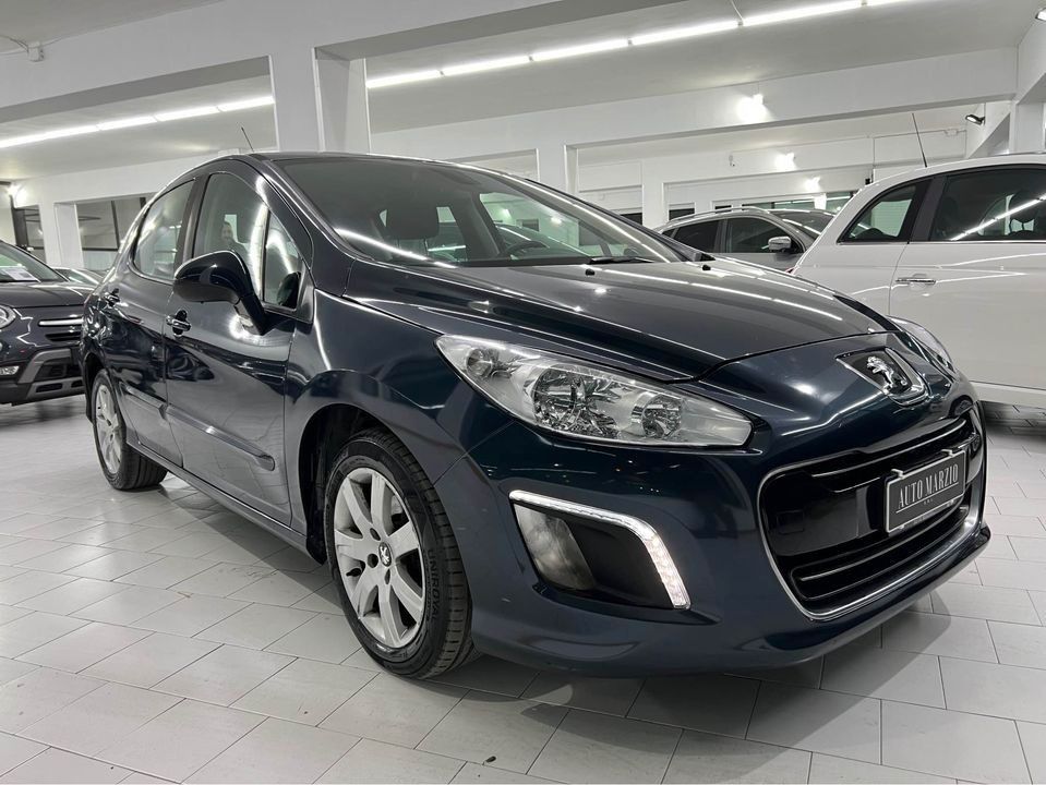 Peugeot 308 1.6 8V e-HDi 112CV Stop&amp;Start robotiz. 5p. Allure