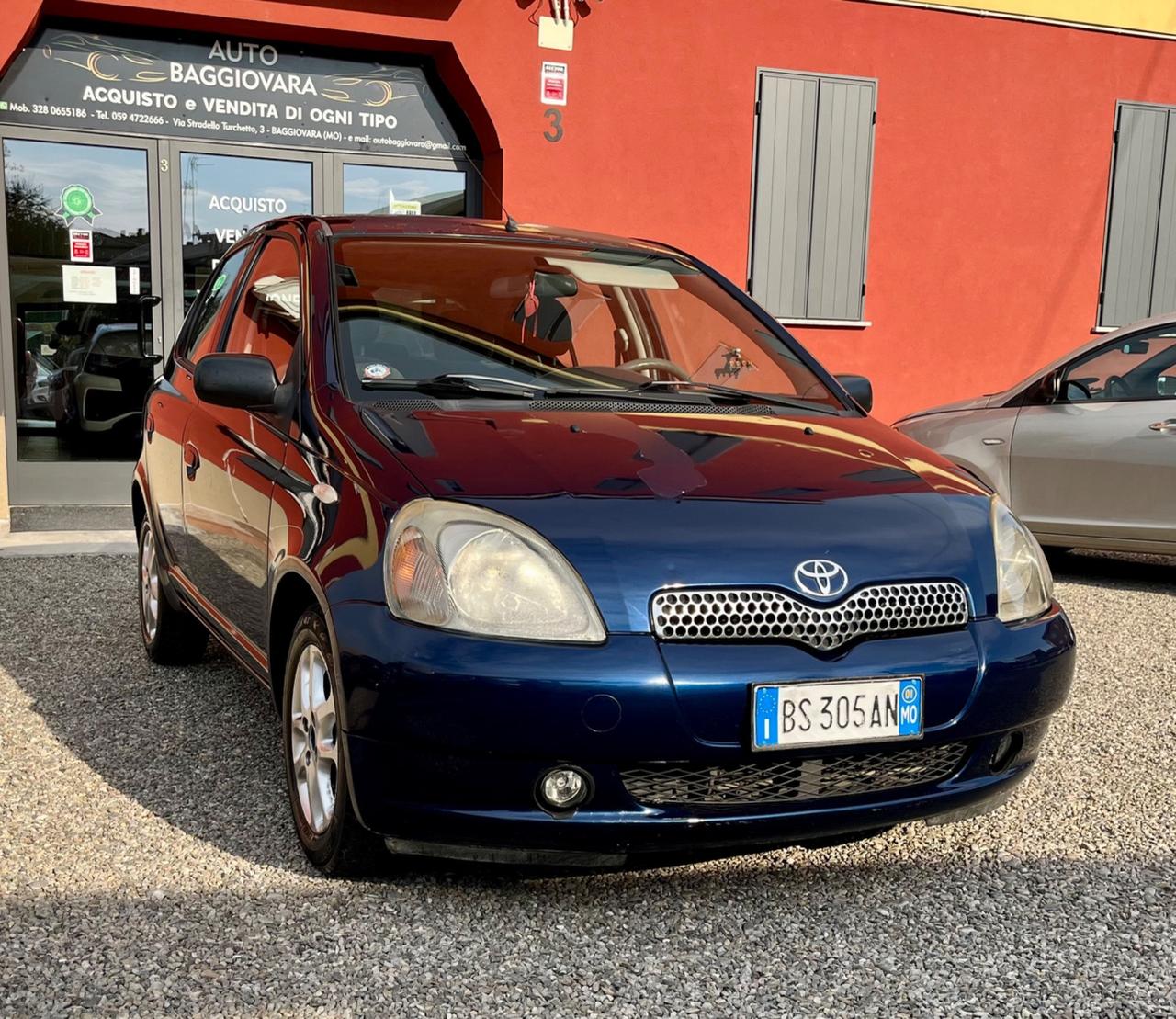 Toyota Yaris 1.3i 16v benzina con CAMBIO AUTOMATICO!
