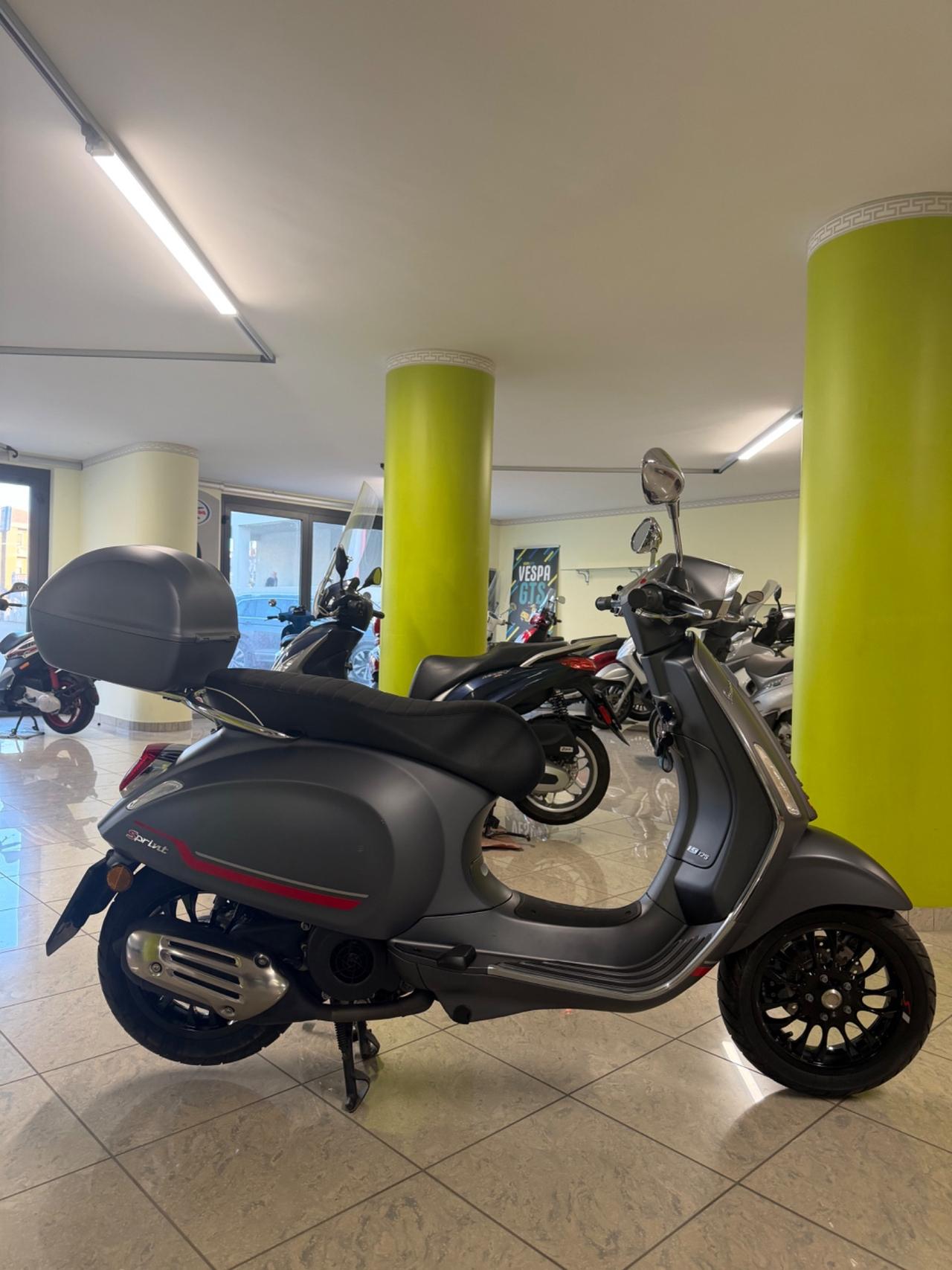 Piaggio Vespa 125 Sprint