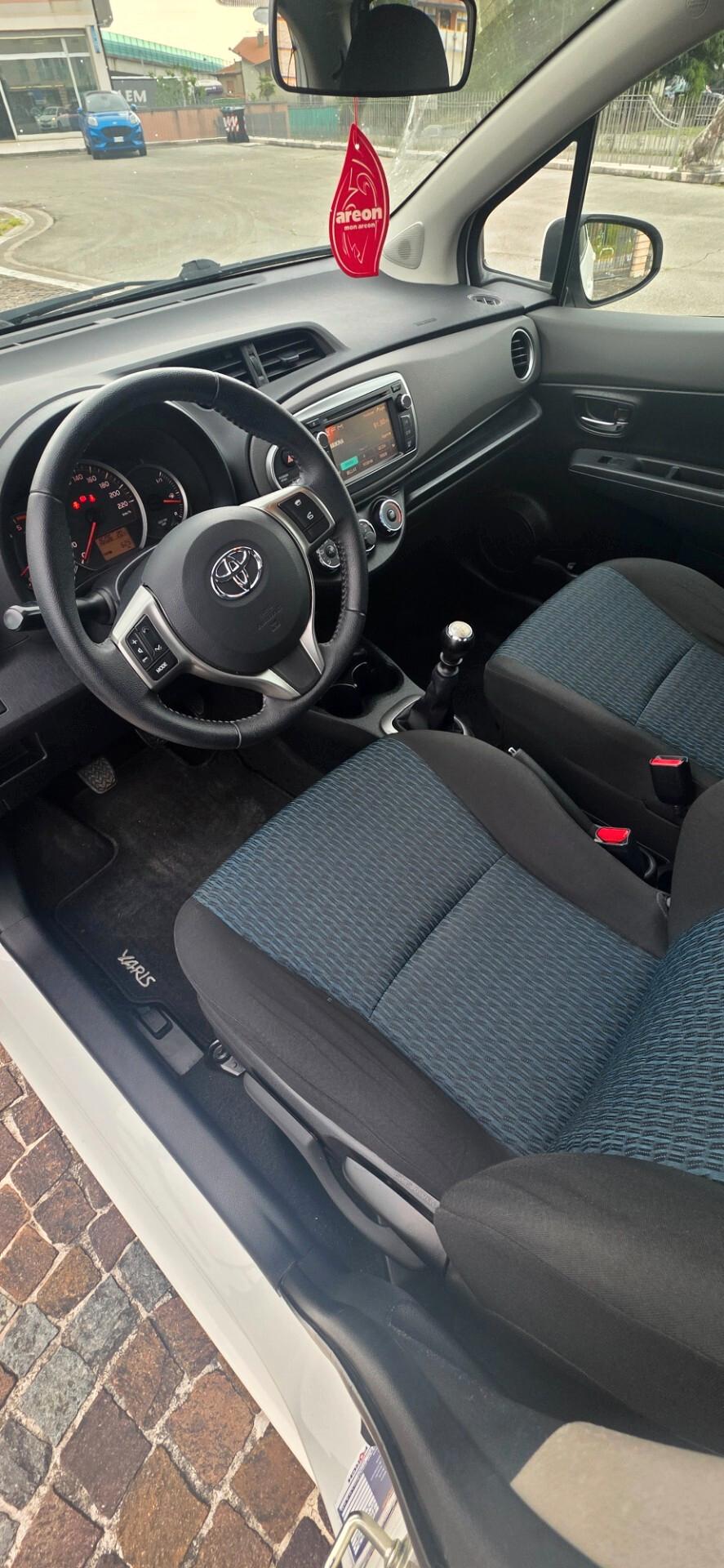 Toyota Yaris 1.4 D-4D 5 porte Active M-MT
