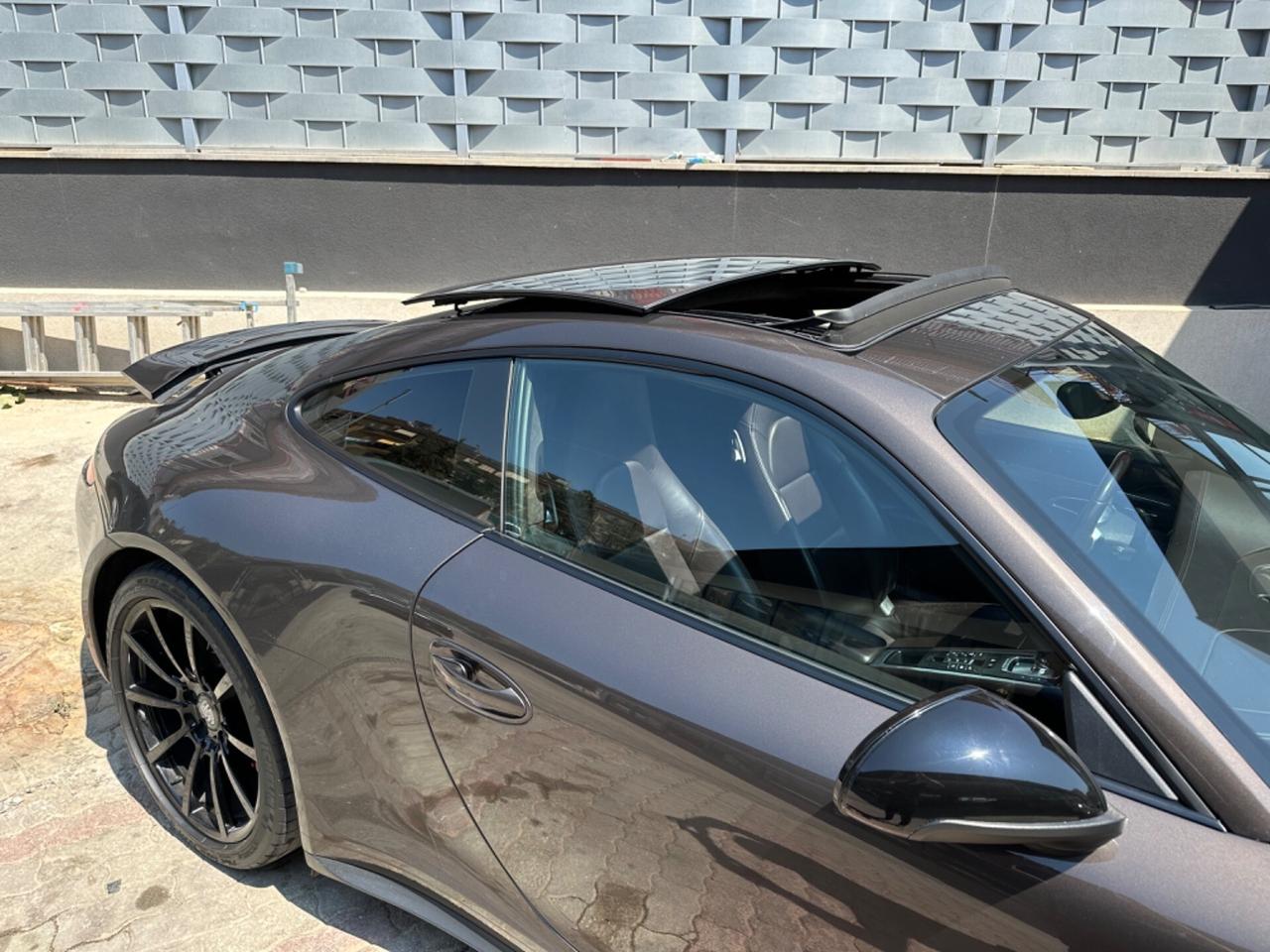 Porsche 911 3.4 Carrera 4 Coupé Scarichi Tetto 2015