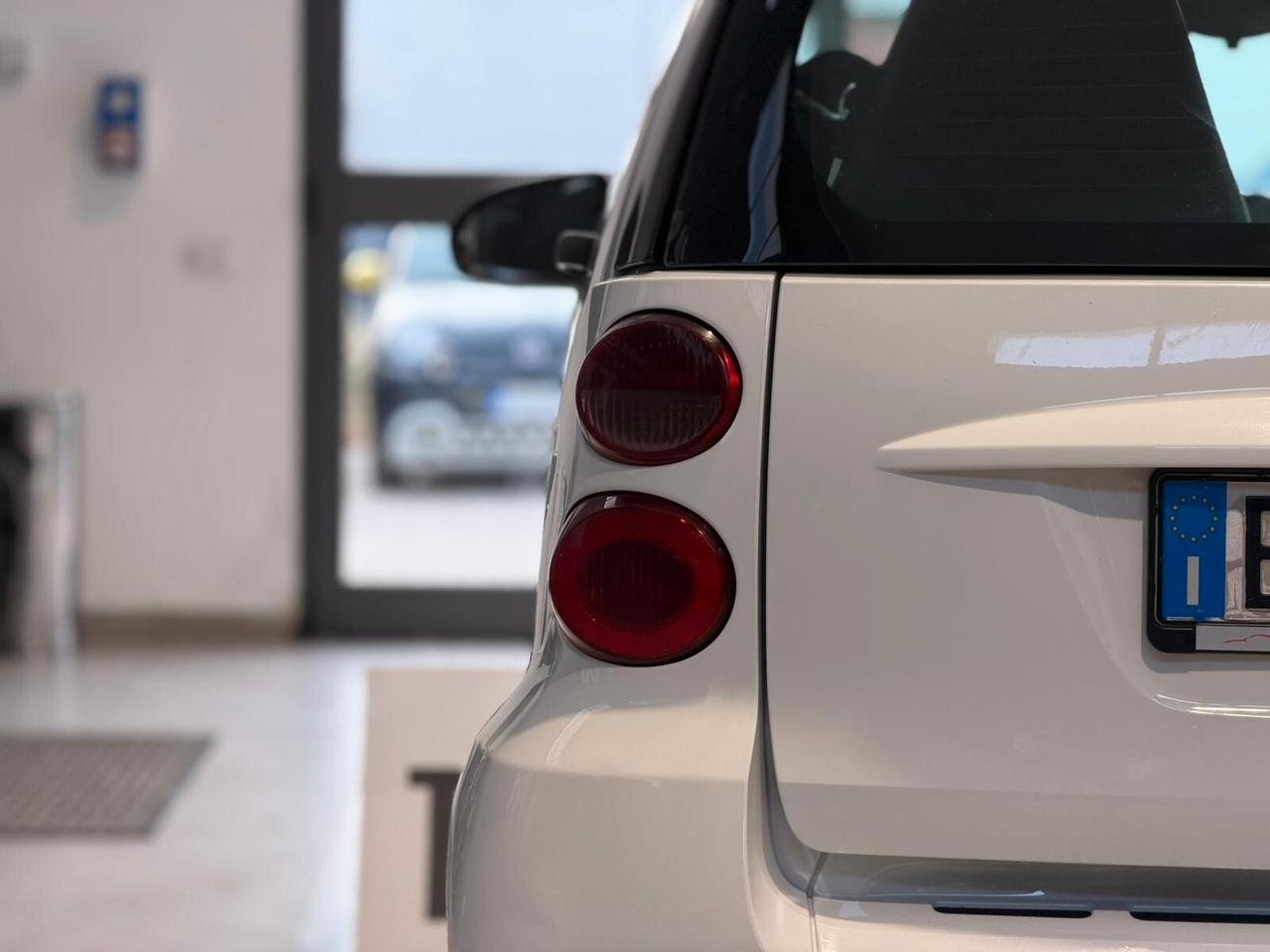 Smart ForTwo 800 40 kW coupé passion cdi