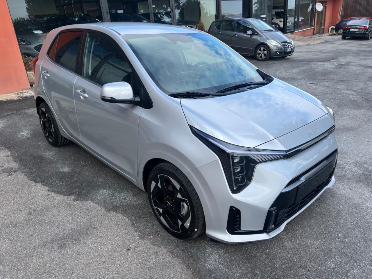 Kia Picanto 1.0 12V 5 porte Urban -nuova-