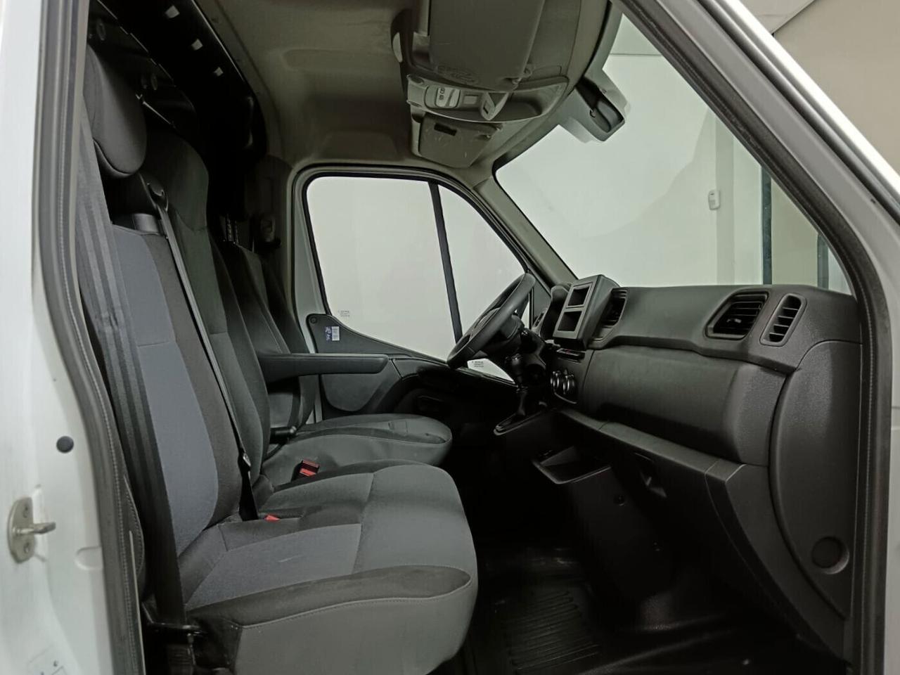 RENAULT MASTER 2.3