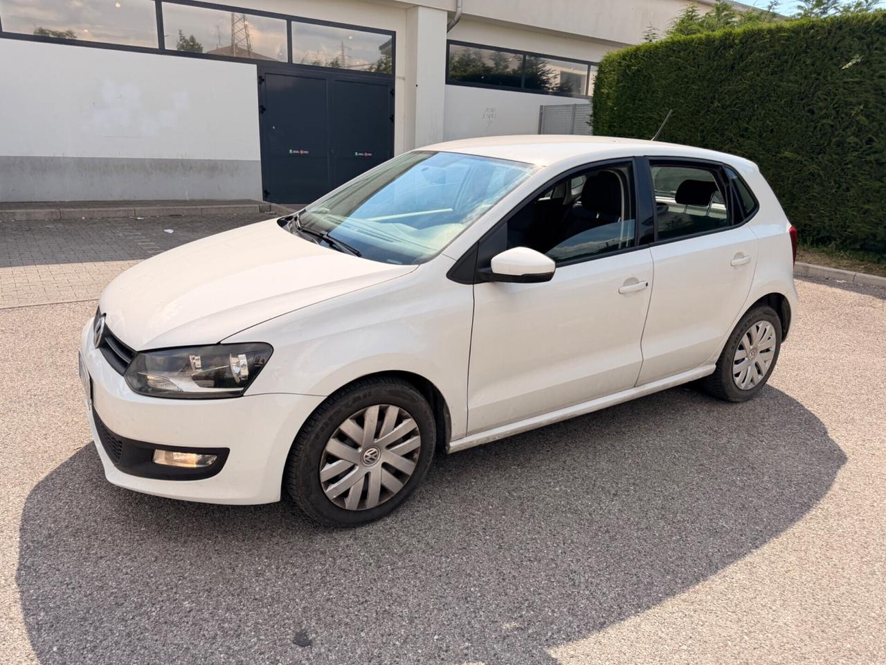 Volkswagen Polo 1.2/70CV motore cambio ok €1500