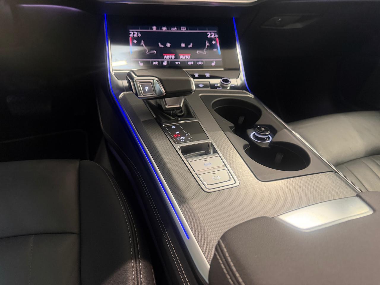 Audi A6 Avant 40 2.0 tdi mhev Business Design quattro s-tronic