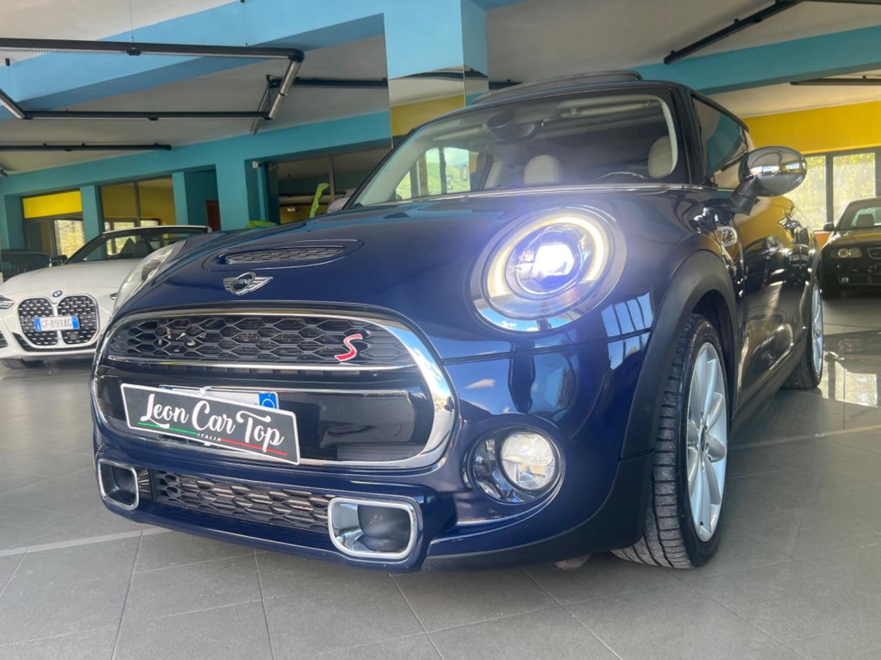 Mini 2.0 Cooper SD Boost automatico tetto full accetto permute e finanziamenti