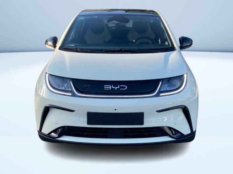 BYD DOLPHIN Design
