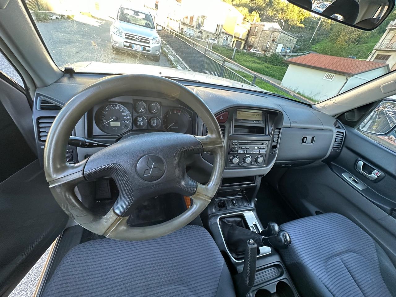 Mitsubishi Pajero 2.5 TDI 3p. GL