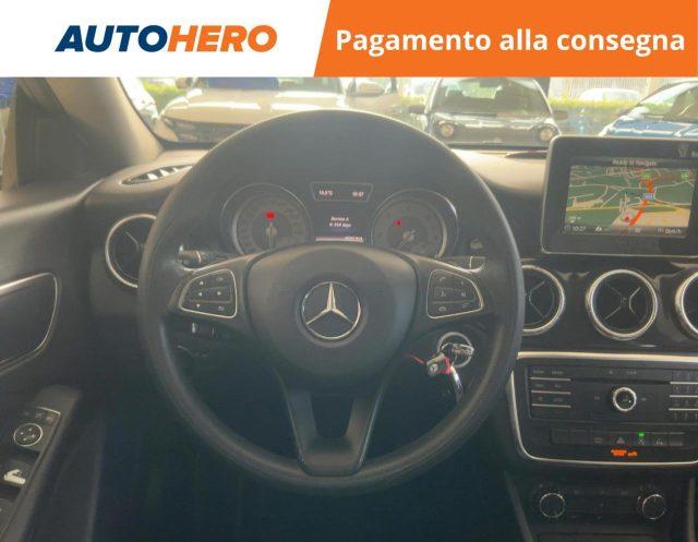 MERCEDES-BENZ CLA 180 d S.W. Automatic Business