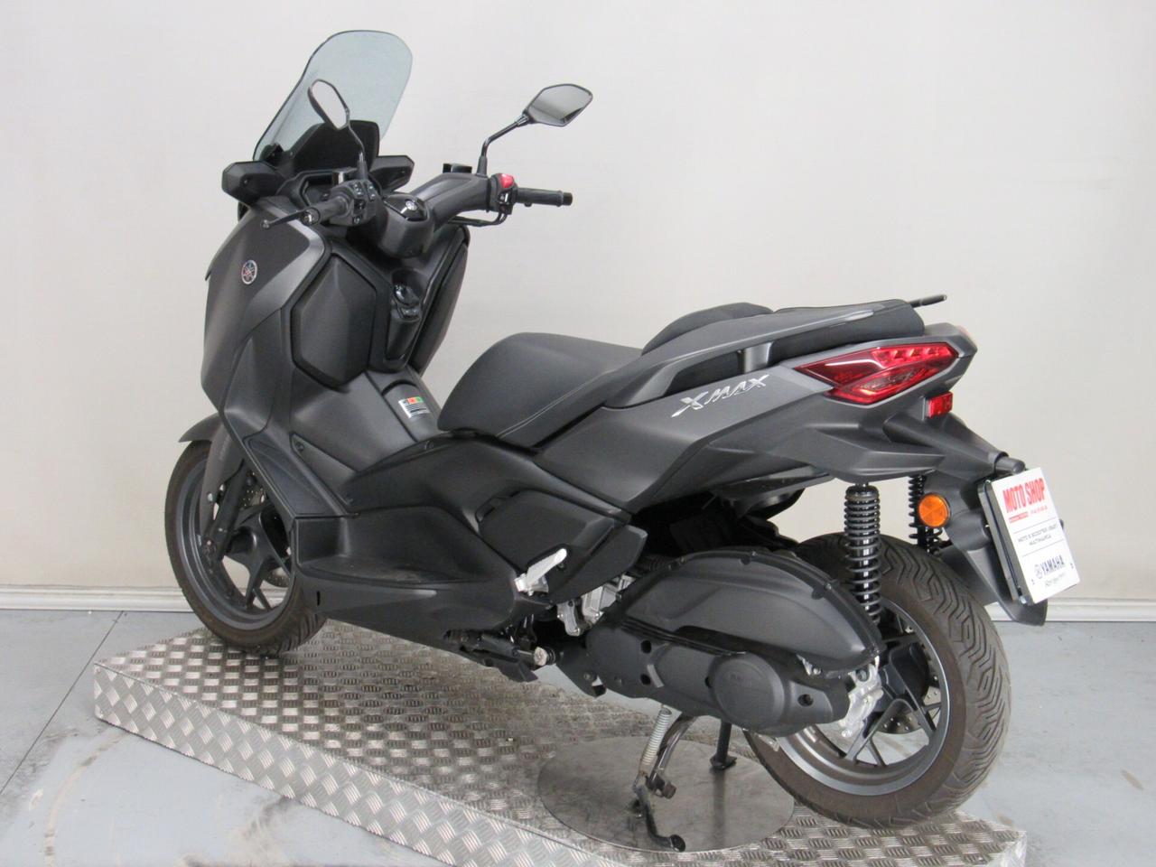 Yamaha X-Max 125 ABS 11 KW PATENTE A1/B
