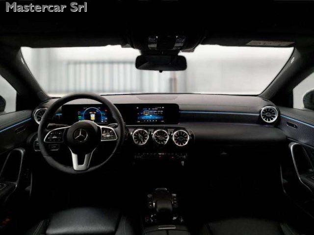 MERCEDES-BENZ CLA 250 CLA Shooting Brake e phev (eq-power) Sport automat