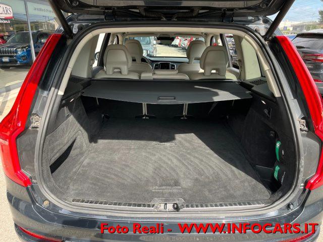 VOLVO XC90 B5 (d) MHEV AWD Geartronic Momentum PROMO