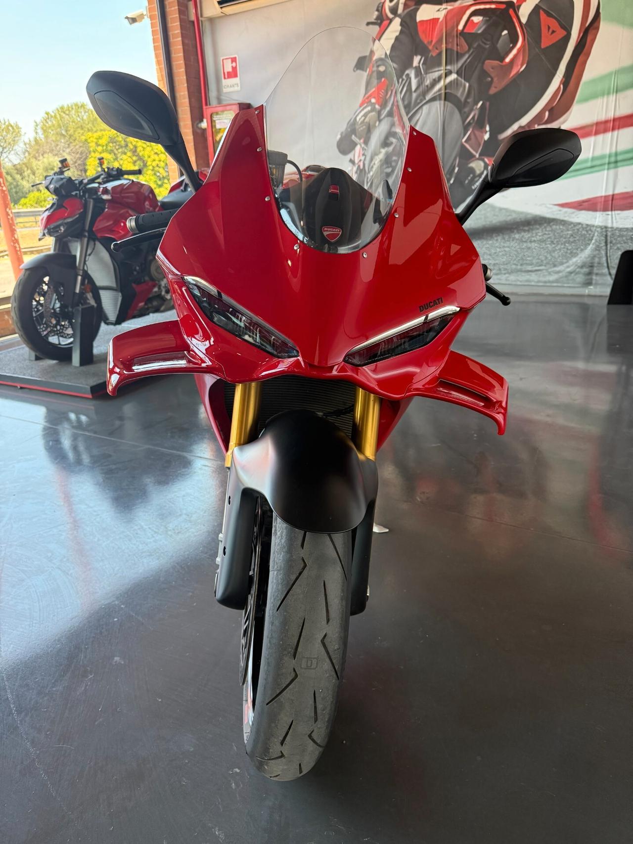 Ducati Panigale V4 S