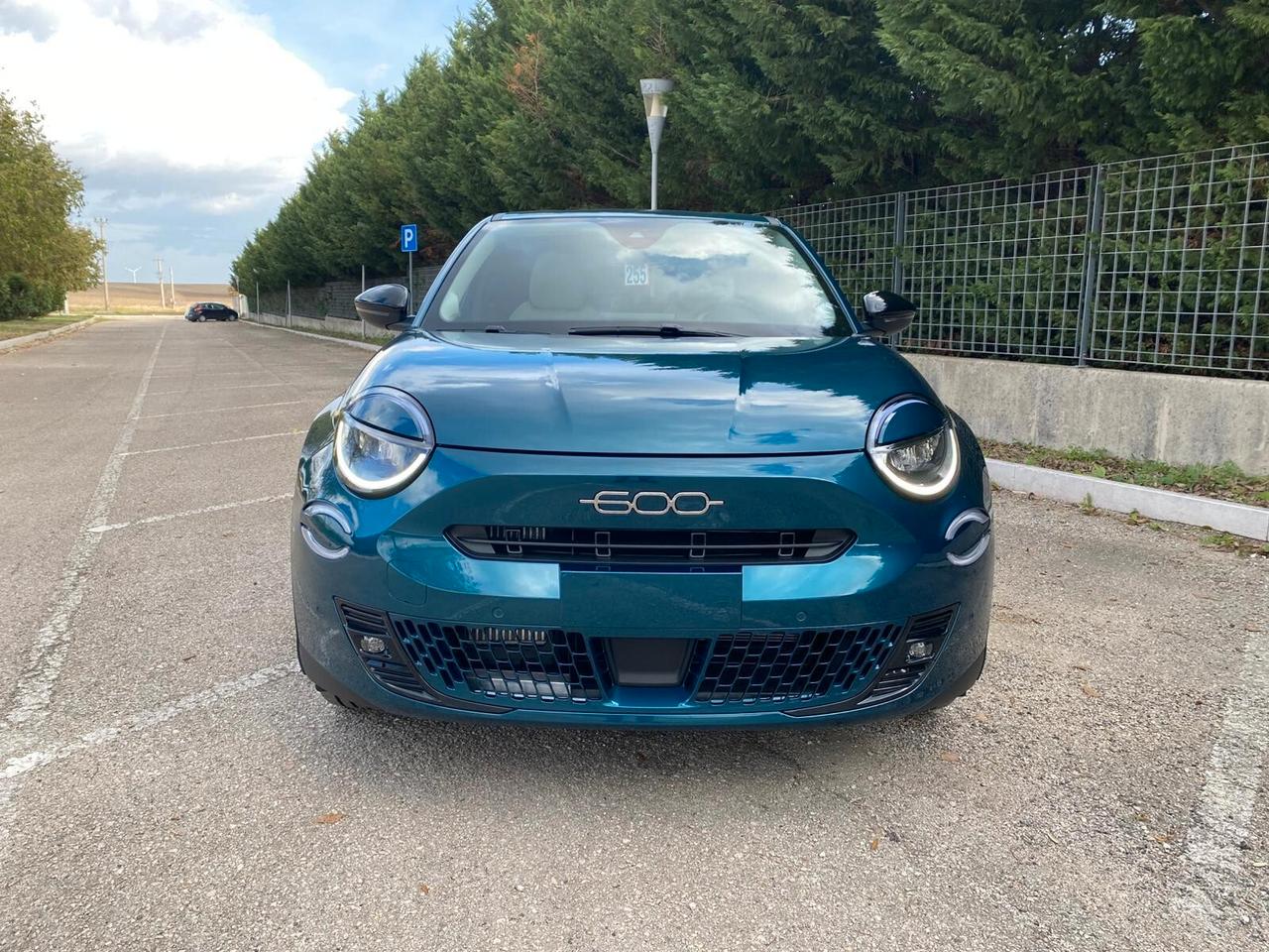 Fiat 600 Hybrid 110 CV DCT MHEV La Prima II