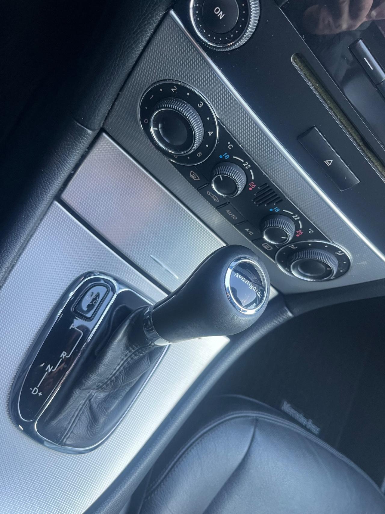 Mercedes-benz CLK 220 CDI cat Avantgarde