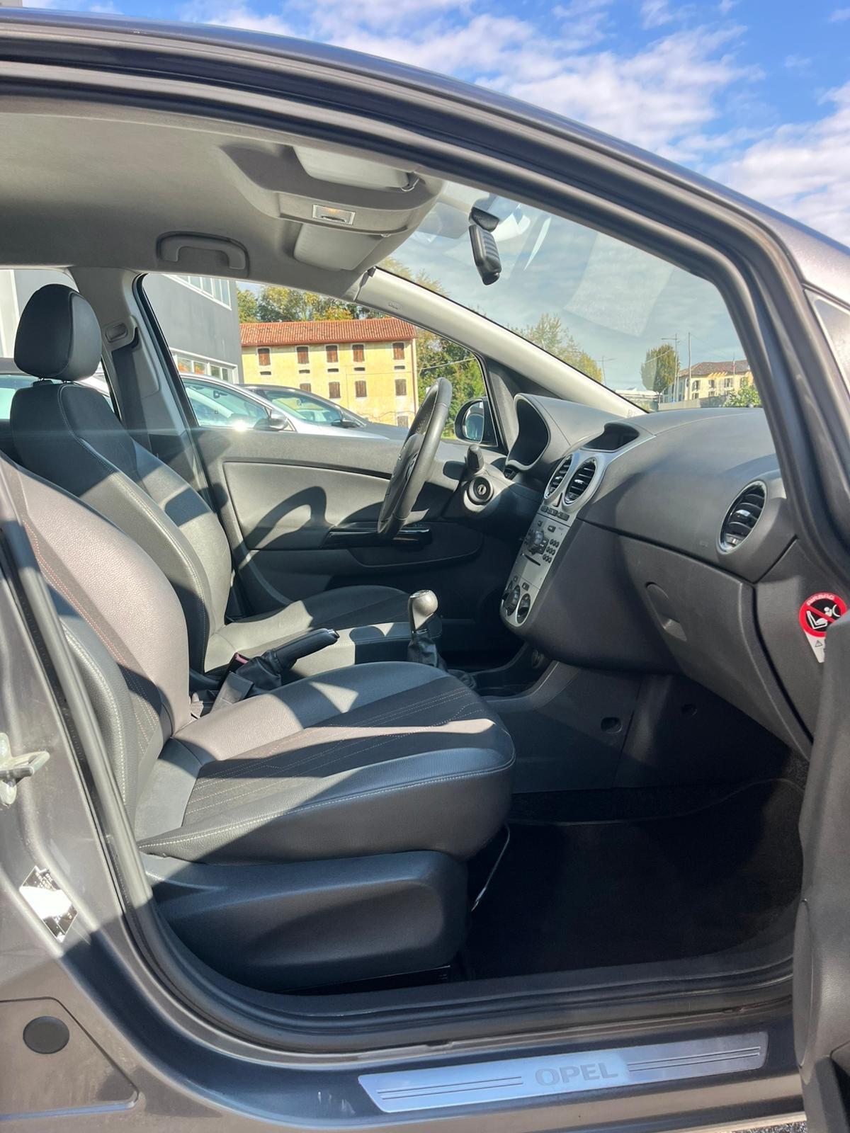 Opel Corsa 1.2 85CV 5 porte GPL Neopatentati