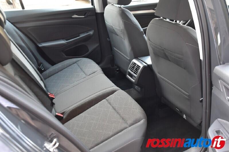 VOLKSWAGEN GOLF 8 1.5 ETSI 131 CV DSG LIFE