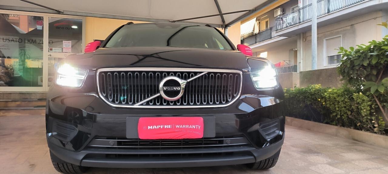 Volvo XC40 D4 AWD Geartronic Momentum