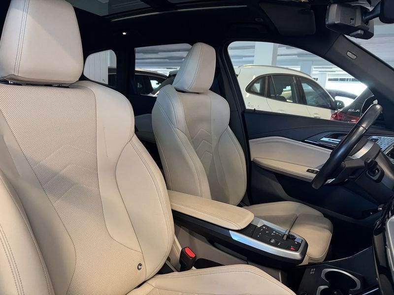 BMW iX1 xDrive 30