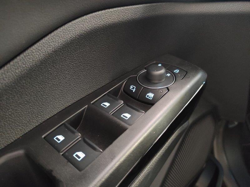 FORD Puma '19-> - Puma 1.0 EcoBoost Hybrid 125 CV S&S aut. ST-Line X