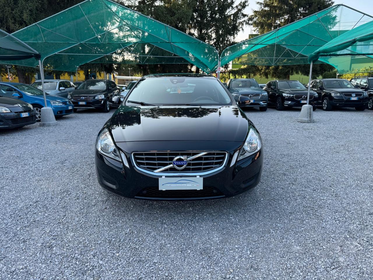 Volvo V60 T3 Powershift Momentum