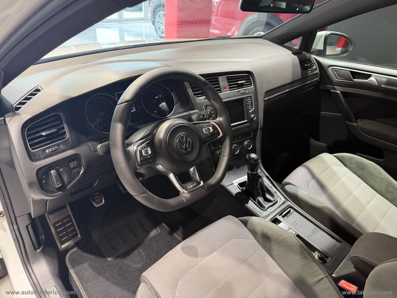 VOLKSWAGEN Golf 1.6 TDI 110 CV R-LINE