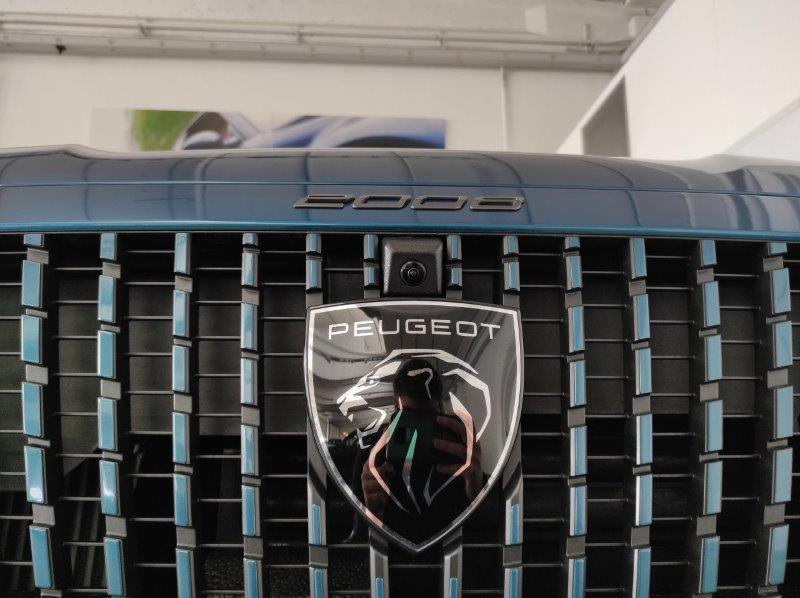 PEUGEOT 2008 2ª serie - 2008 Hybrid 145 e-DCS6 Allure