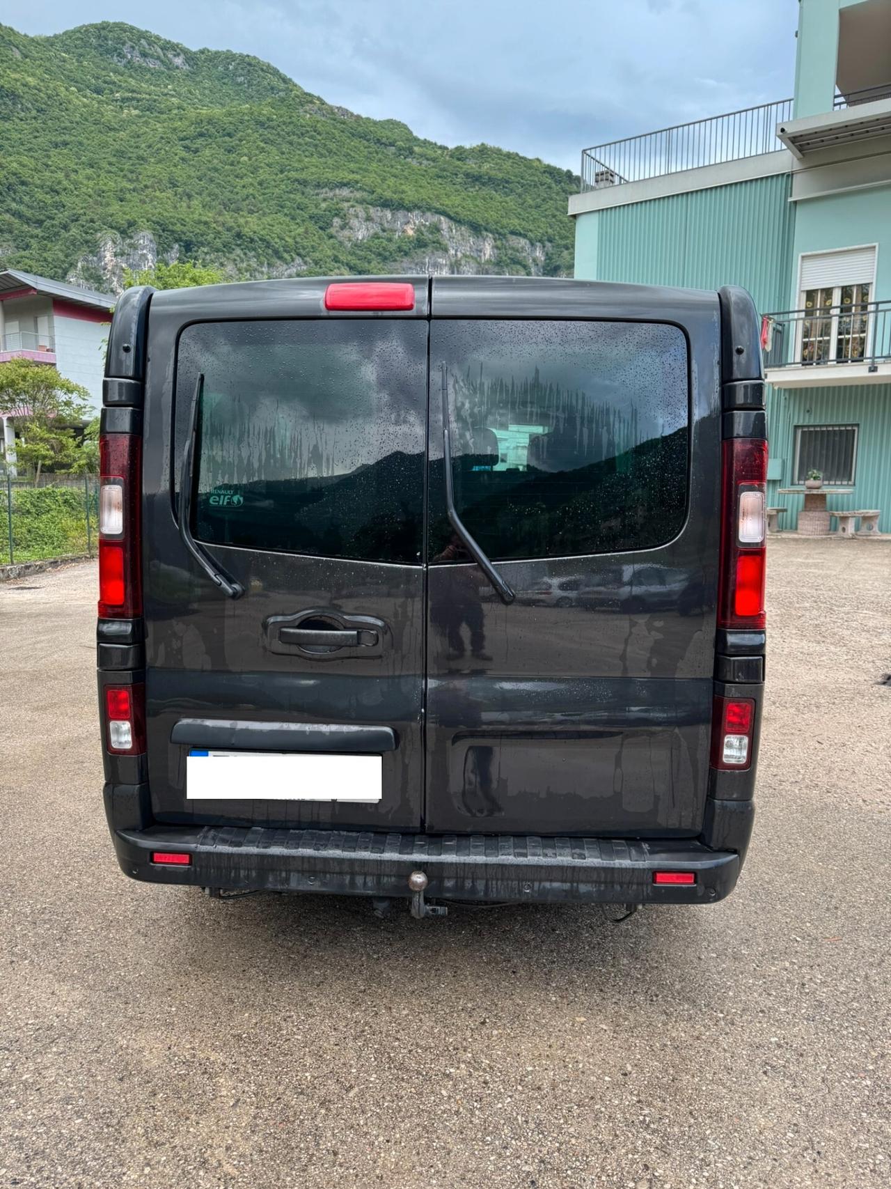 Renault Trafic 9 posti 1.6 dCi 125CV L2 gancio traino