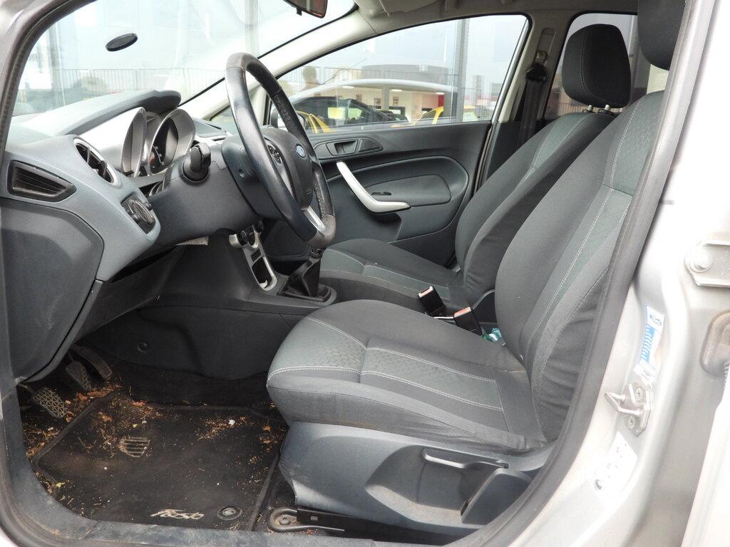 Ford Fiesta 5 Porte 1.2 Titanium