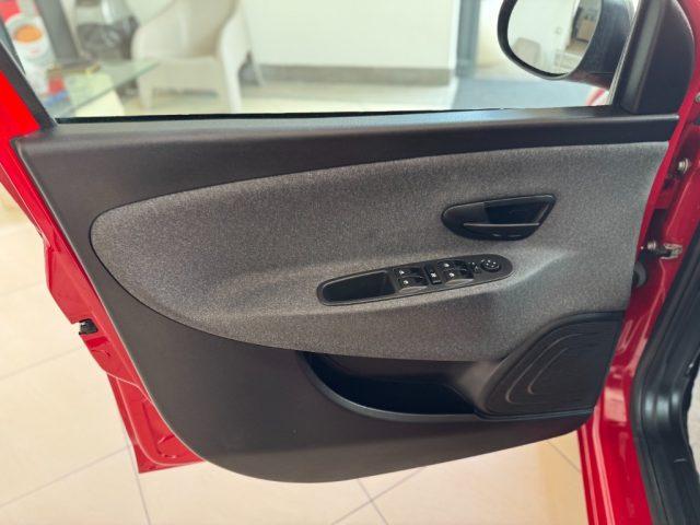 LANCIA Ypsilon 1.0 FireFly 5 porte S&S Hybrid Ecochic Gold