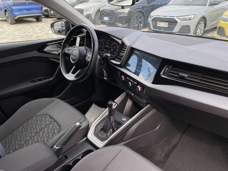 Audi A1 Sportback Admired 1.0 TFSI 95CV s-tronic 25