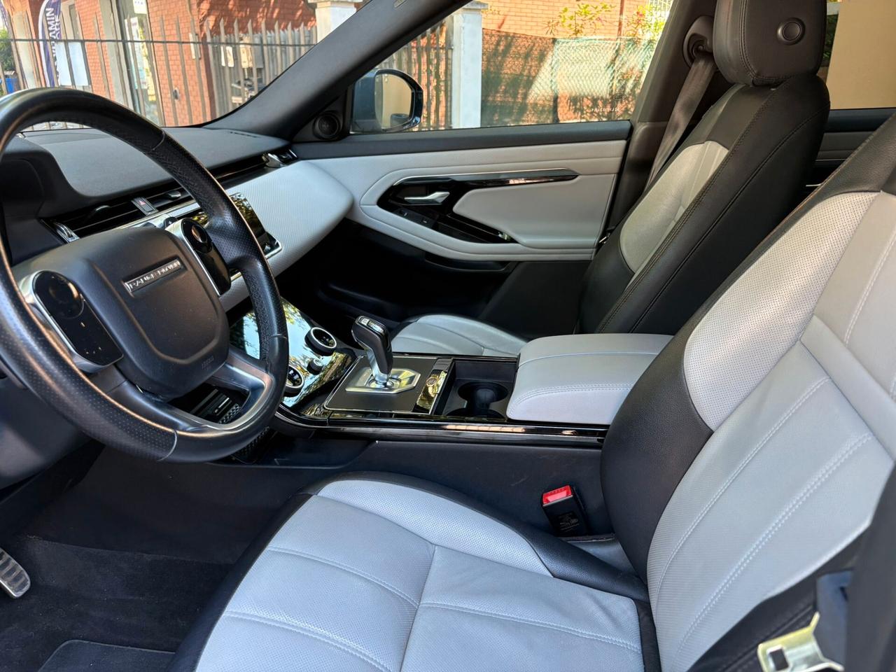 Land Rover Range Evoque 2.0D I4-L.Flw 150 CV R-Dynamic S
