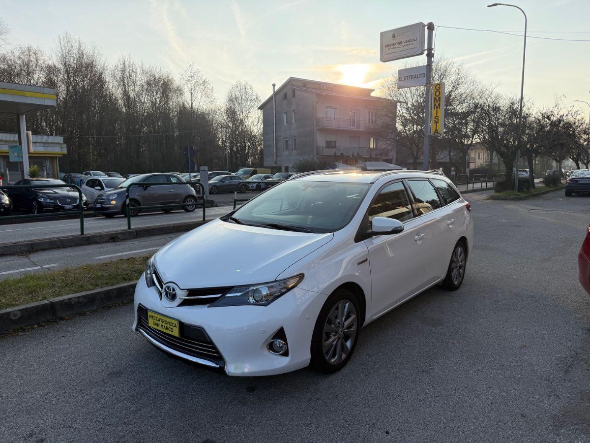 TOYOTA - Auris - TS 1.8 Hybrid Lounge #TAG.TOYOTA