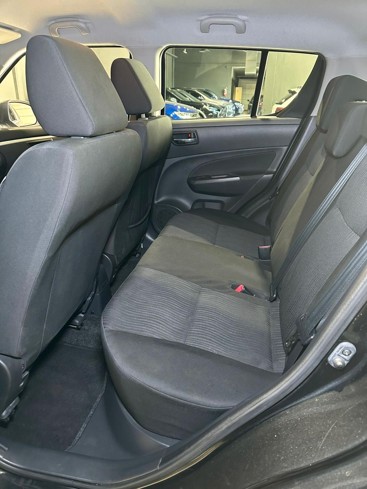 Suzuki Swift 1.3 DDiS B-COOL 5P
