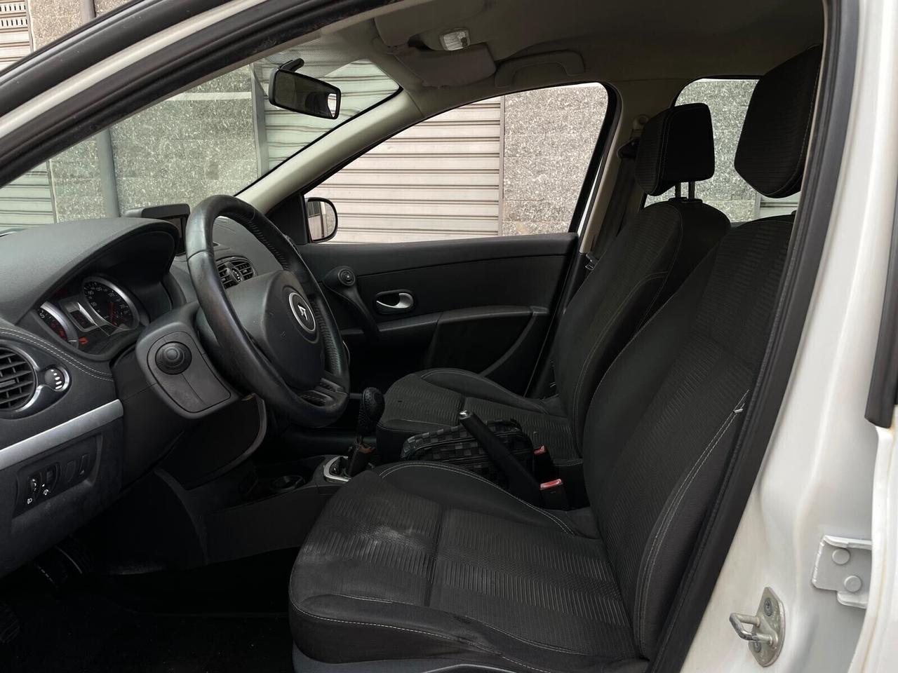Renault Clio 1.2 16V 5 porte Confort