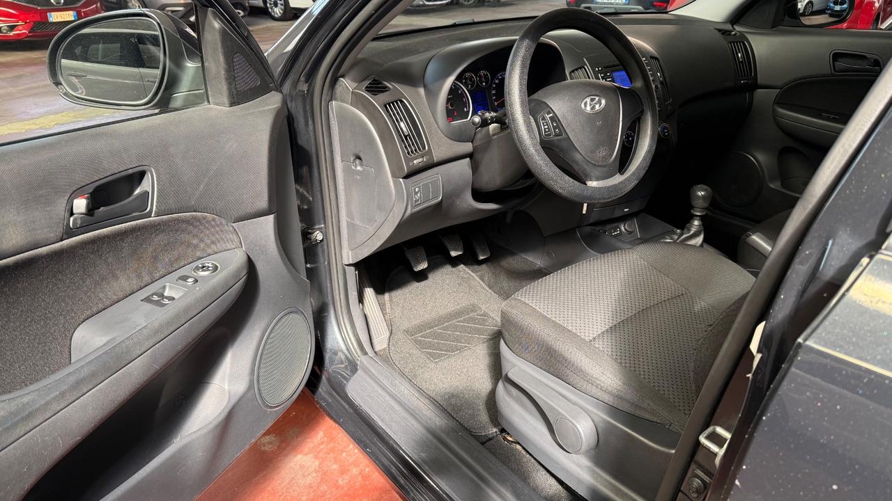 Hyundai i30 1.4 16V GPL