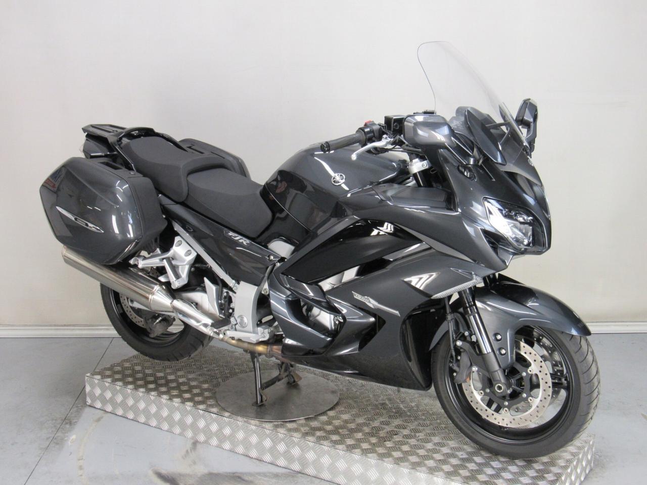 Yamaha FJR 1300 ABS AE SOSPENSIONI ELETTRONICHE 6 MARCE