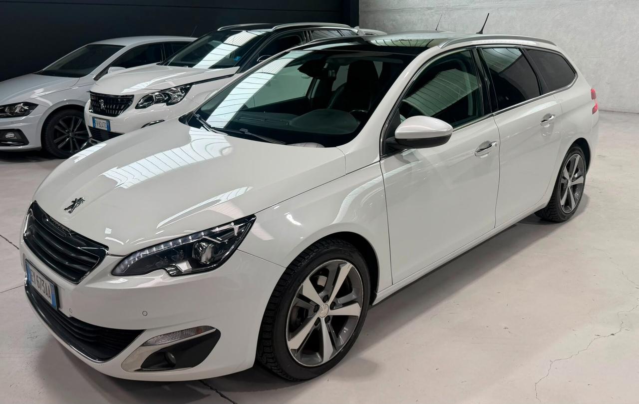 Peugeot 308 Tetto+Pelle+Led+Navigatore