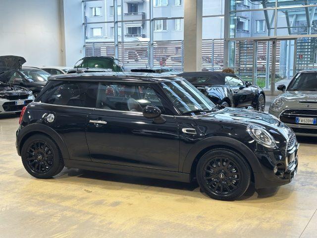 MINI Cooper S 2.0 Boost Auto - LED - Pelle CHester -Navi PRO-IVA