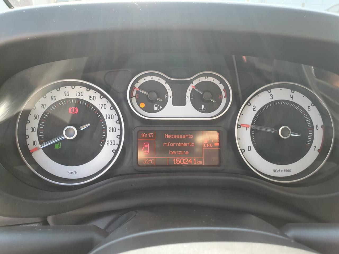 Fiat 500L 0.9 TwinAir Turbo Natural Power Lounge