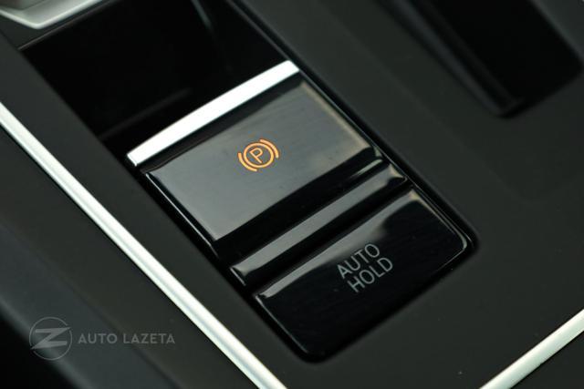 VOLKSWAGEN Golf 1.0 eTSI EVO DSG Life