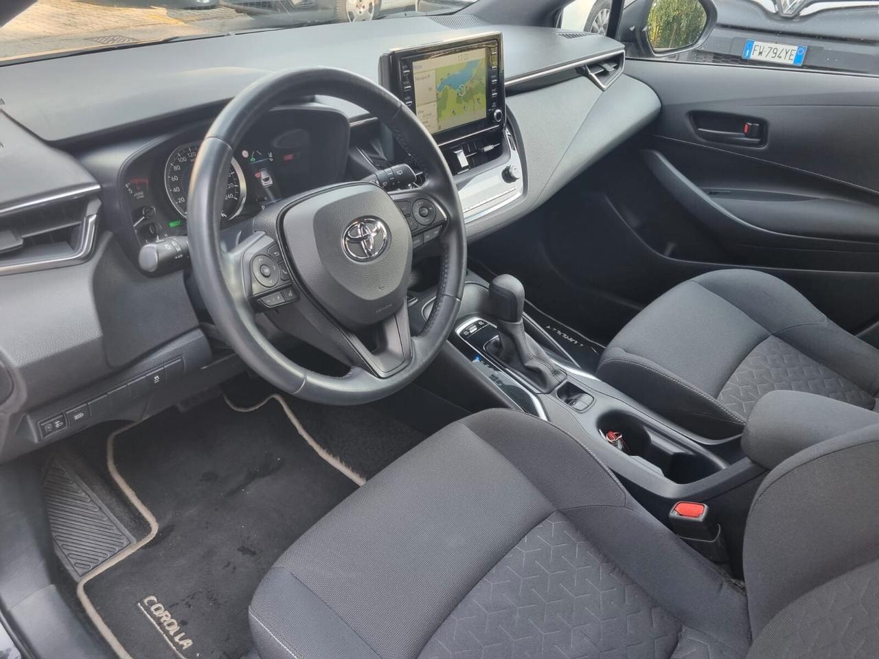 Toyota Corolla 1.8 Hybrid Business